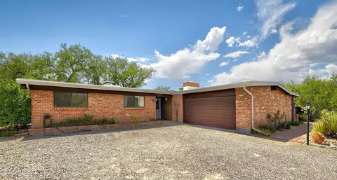 11303 E Deadwood Cir, Tucson, AZ 85749