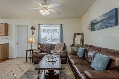 Living - 218 E 5th Pl, San Manuel, AZ 85631 photo 7 of 7