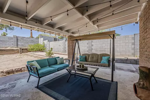 Exterior - 218 E 5th Pl, San Manuel, AZ 85631 photo 4 of 10