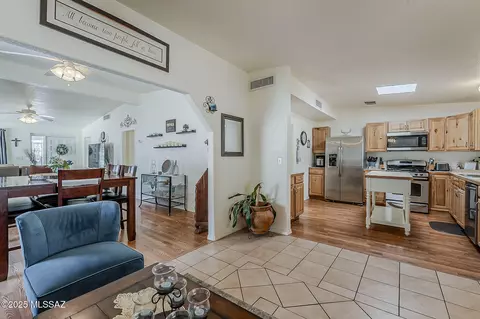 Kitchen - 218 E 5th Pl, San Manuel, AZ 85631 photo 2 of 6