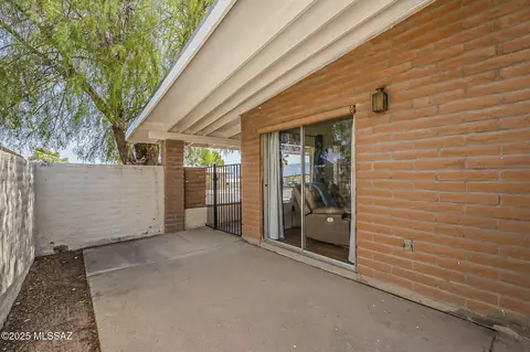 Exterior - 218 E 5th Pl, San Manuel, AZ 85631 photo 6 of 10