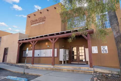 1810 E Blacklidge Dr #911, Tucson, AZ 85719