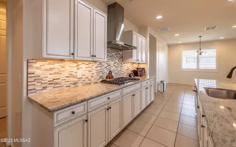 9950 E Camelback Trl, Tucson, AZ 85747 photo 9