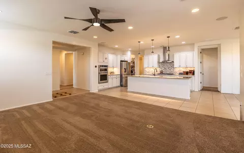 9950 E Camelback Trl, Tucson, AZ 85747 photo 12
