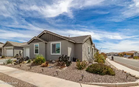 9950 E Camelback Trl, Tucson, AZ 85747 photo 5