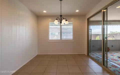 9950 E Camelback Trl, Tucson, AZ 85747 photo 10