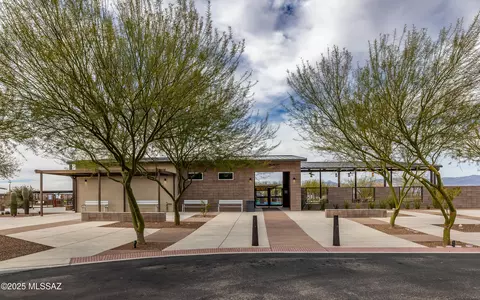 9950 E Camelback Trl, Tucson, AZ 85747 photo 39