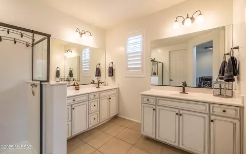 9950 E Camelback Trl, Tucson, AZ 85747 photo 23