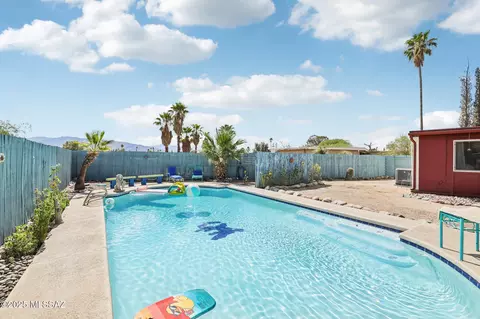 3402 S Nayasa Ave, Tucson, AZ 85730