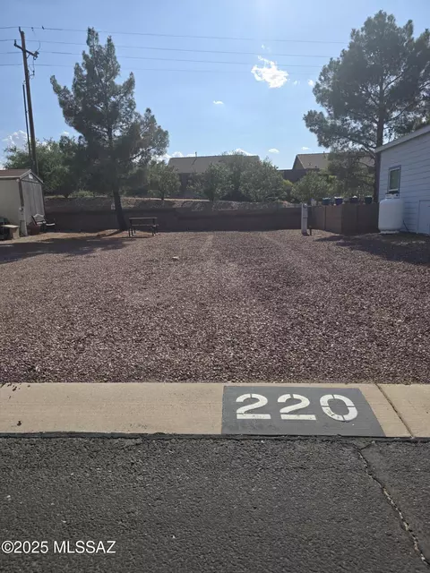 1030 Barrel Cactus Rdg #220, Benson, AZ 85602