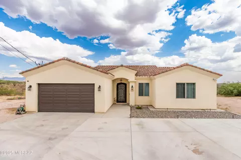 1049 Cocula Ct, Rio Rico, AZ 85648