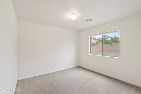 Bedroom - 8637 E Dunbar Way, Tucson, AZ 85747 photo 3 of 6