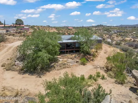 1915 W Mark Cir, Oracle, AZ 85623