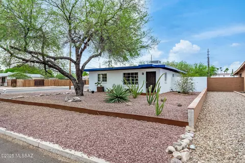 Exterior - 5656 E Mabel St, Tucson, AZ 85712 photo 3 of 12