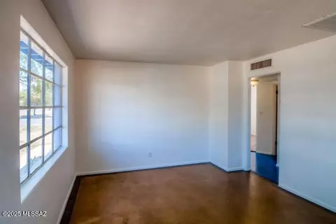 Living - 5656 E Mabel St, Tucson, AZ 85712 photo 2 of 4