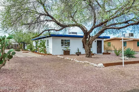 Exterior - 5656 E Mabel St, Tucson, AZ 85712 photo 4 of 12