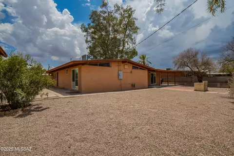 6955 E Julia St, Tucson, AZ 85710 photo 8