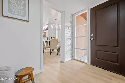 6955 E Julia St, Tucson, AZ 85710 photo 9