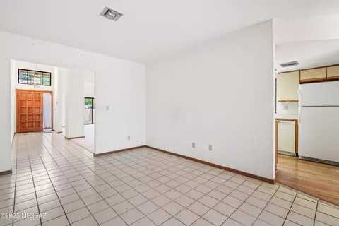 9231 E Lakeside Ct, Tucson, AZ 85749 photo 13