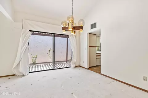 9231 E Lakeside Ct, Tucson, AZ 85749 photo 7