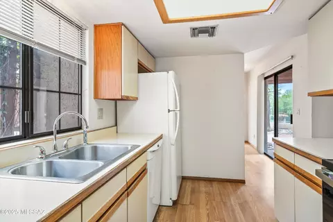 9231 E Lakeside Ct, Tucson, AZ 85749 photo 16