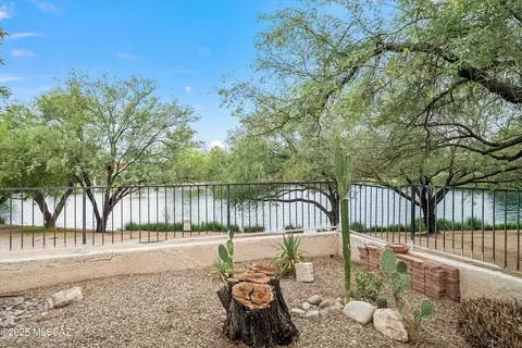 9231 E Lakeside Ct, Tucson, AZ 85749 photo 6