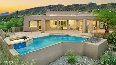9645 E Sabino Estates Dr, Tucson, AZ 85749