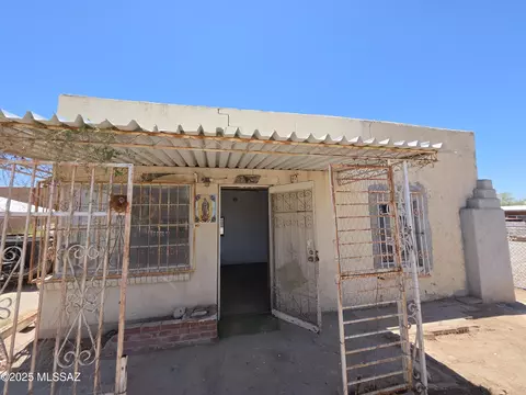 319 W 28th St, Tucson, AZ 85713