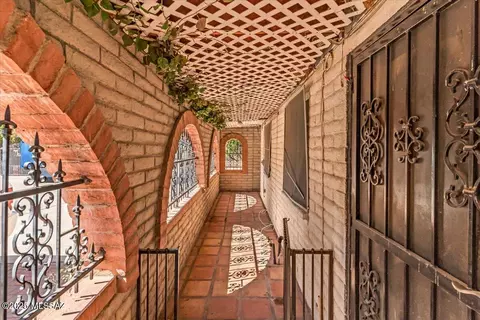 Entry Way - 7611 E Persimmon Dr, Tucson, AZ 85730 photo 1 of 4