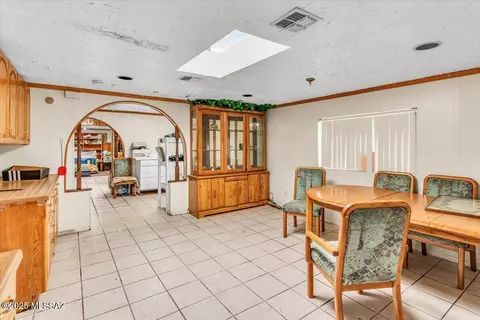 Dining - 7611 E Persimmon Dr, Tucson, AZ 85730 photo 2 of 3