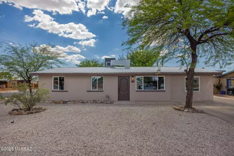 7064 S San Fernando, Tucson, AZ 85756