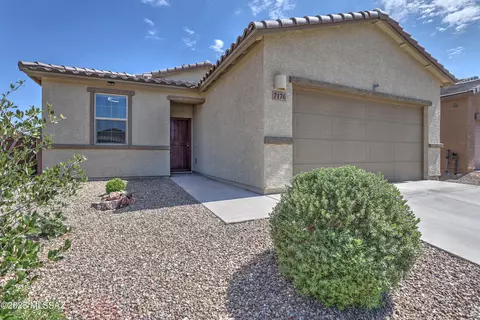 7176 W Ferntree Ln, Tucson, AZ 85757