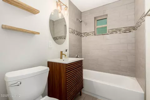 Bath - 5829 E Mabel St, Tucson, AZ 85712 photo 2 of 2