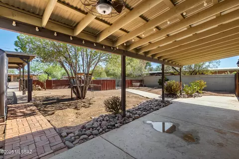 Exterior - 5829 E Mabel St, Tucson, AZ 85712 photo 8 of 16