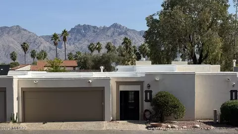 6771 E Dorado Ct, Tucson, AZ 85715