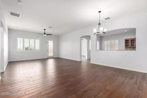 1158 S Chatfield Dr, Vail, AZ 85641 photo 5