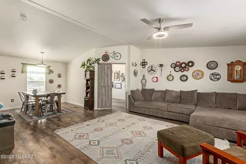 5386 N Whitetail Rd, Marana, AZ 85653