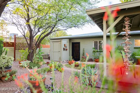 Exterior - 2142 E Copper St, Tucson, AZ 85719 photo 7 of 12