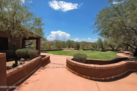 Exterior - 16545 E Mckenzie Wash Rd, Vail, AZ 85641 photo 9 of 13