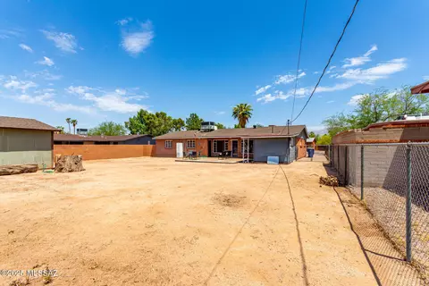Exterior - 4010 E 4th St, Tucson, AZ 85711 photo 3 of 3