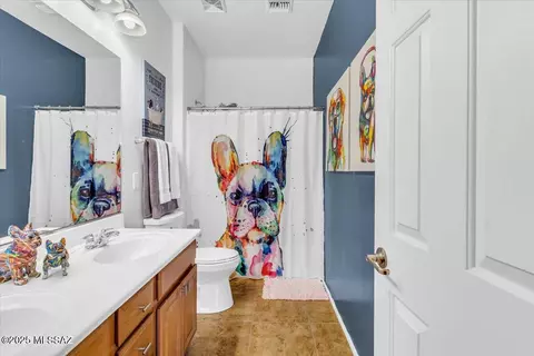 Bath - 44 E Adytum Pl, Vail, AZ 85641 photo 1 of 5