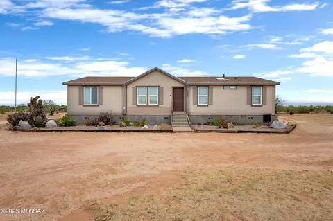 5950 S Sandario Rd, Tucson, AZ 85735