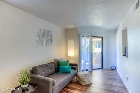 1745 E Glenn St #130, Tucson, AZ 85719