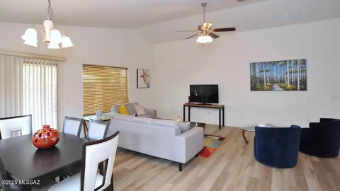 6618 E Splendid Ln, Tucson, AZ 85756 photo 15