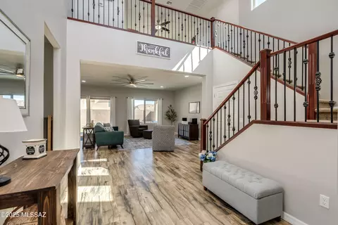 10733 E Winter Gold Dr, Tucson, AZ 85747