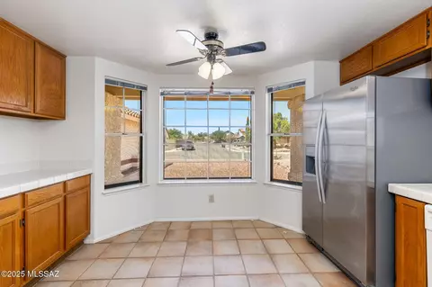 Kitchen - 7901 S Glasgow St, Tucson, AZ 85747 photo 3 of 5