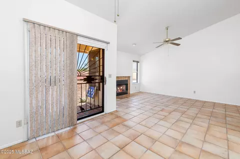 Living - 7901 S Glasgow St, Tucson, AZ 85747 photo 4 of 4