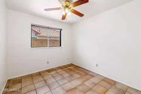 Bedroom - 7901 S Glasgow St, Tucson, AZ 85747 photo 6 of 7