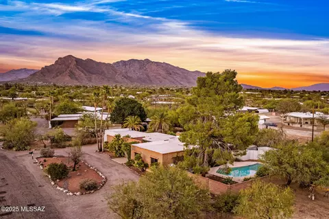 1925 W Omar Dr, Tucson, AZ 85704