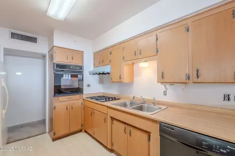 Kitchen - 5743 E 3rd St, Tucson, AZ 85711 photo 2 of 4